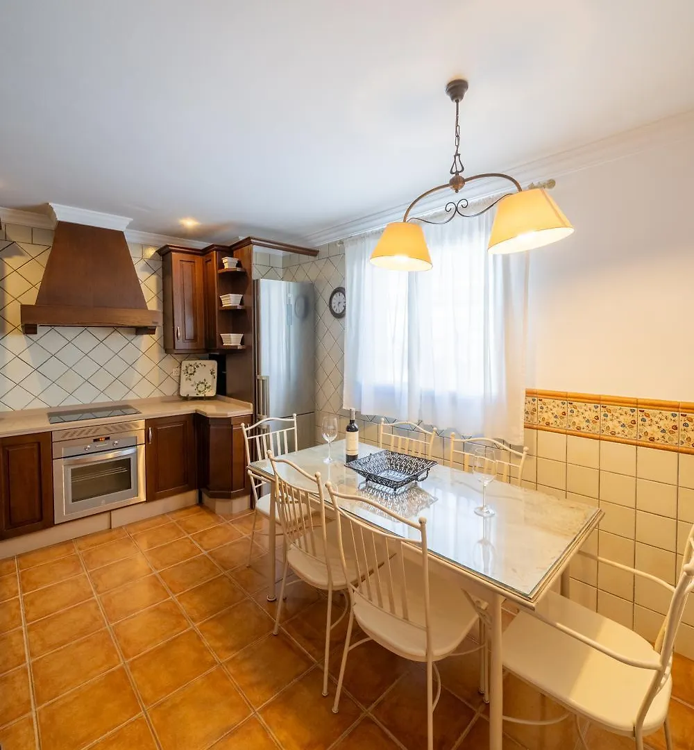 Apartamento Marina 内尔哈 公寓